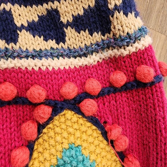 Vintage Pink Geometric Abstract Tunic Length Sweater with 3D Baubles Artsy Sz M - Picture 10 of 10